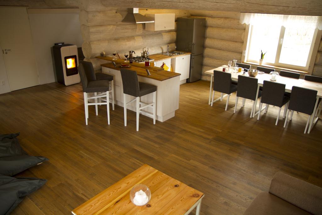 Humala Holiday Home Kohila Zimmer foto