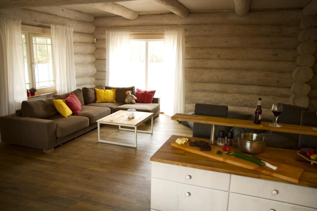 Humala Holiday Home Kohila Zimmer foto